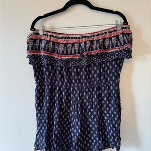 Mudd Navy and Coral Patterned Top by Mudd